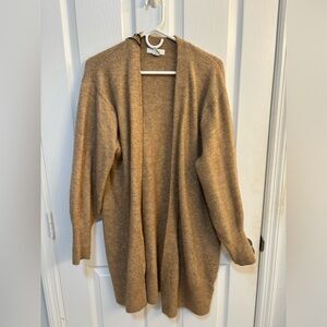 Tan H&M cardigan (oversize)
